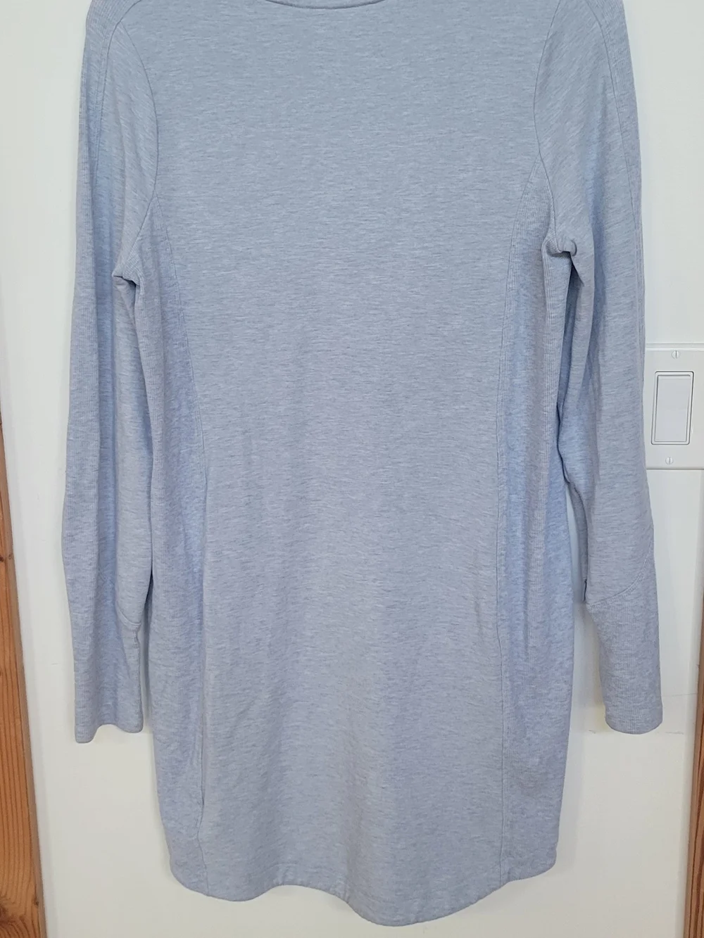 Athleta Dress-Light Gray Long Sleeve Tunic Dress With Hidden Pocket - Picture 2 of 5